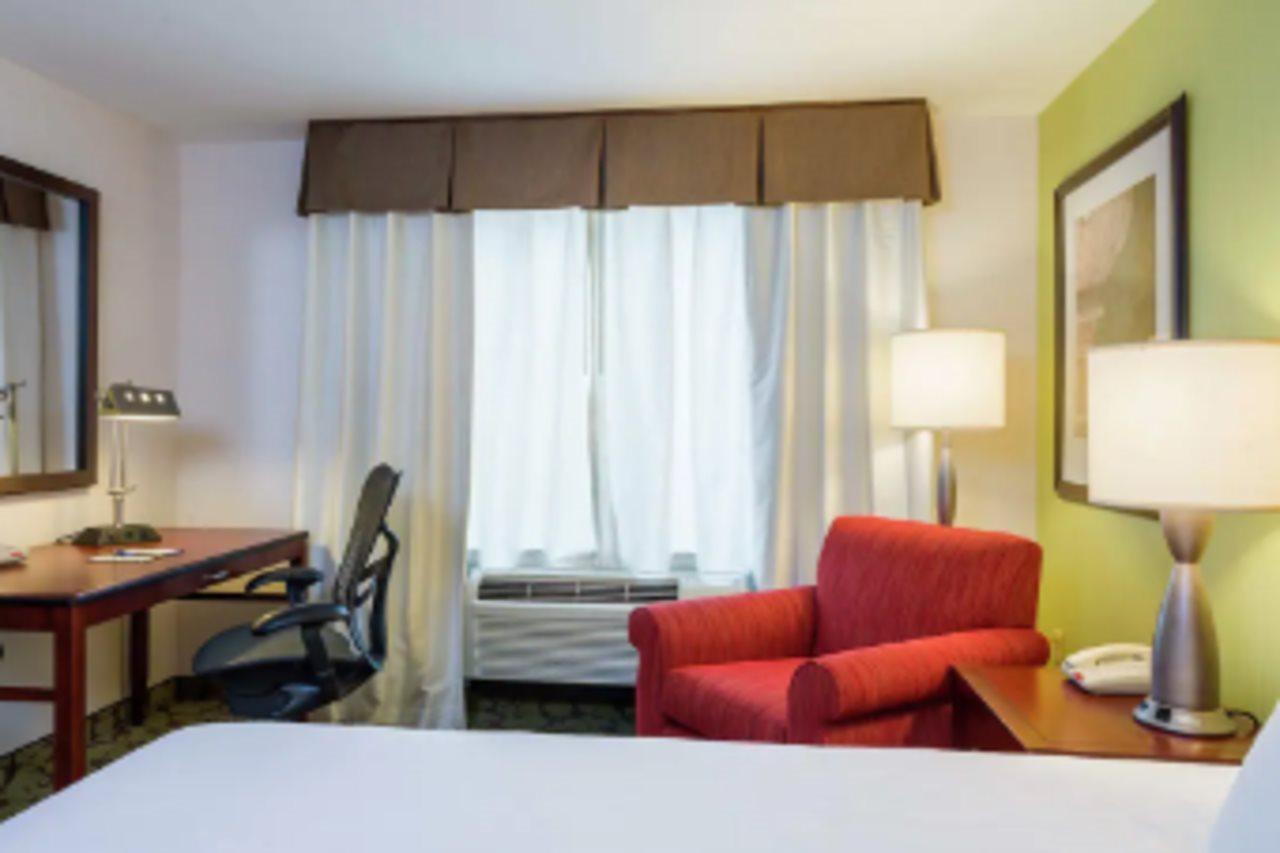 Hilton Garden Inn Queens/Jfk New York Eksteriør bilde