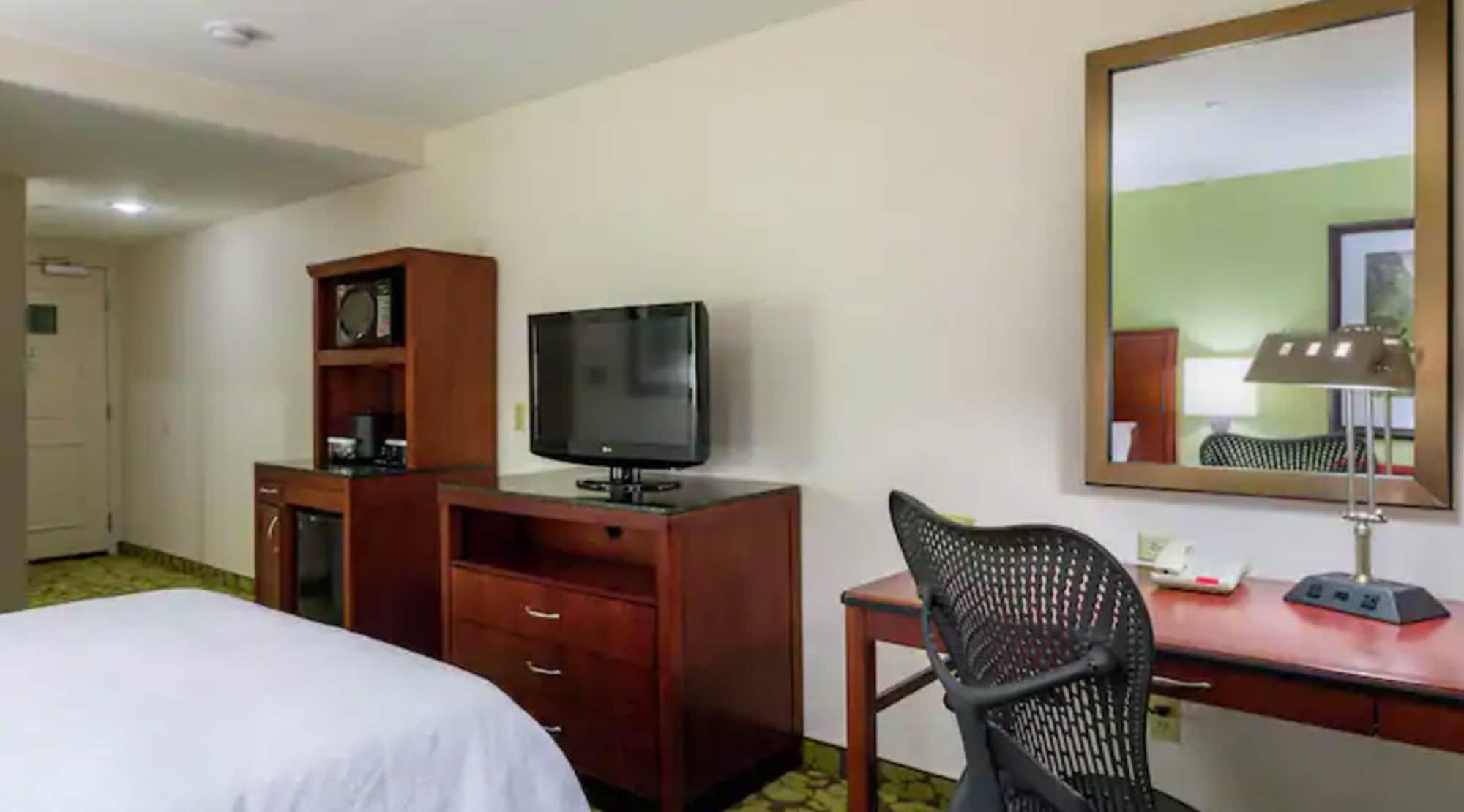 Hilton Garden Inn Queens/Jfk New York Eksteriør bilde