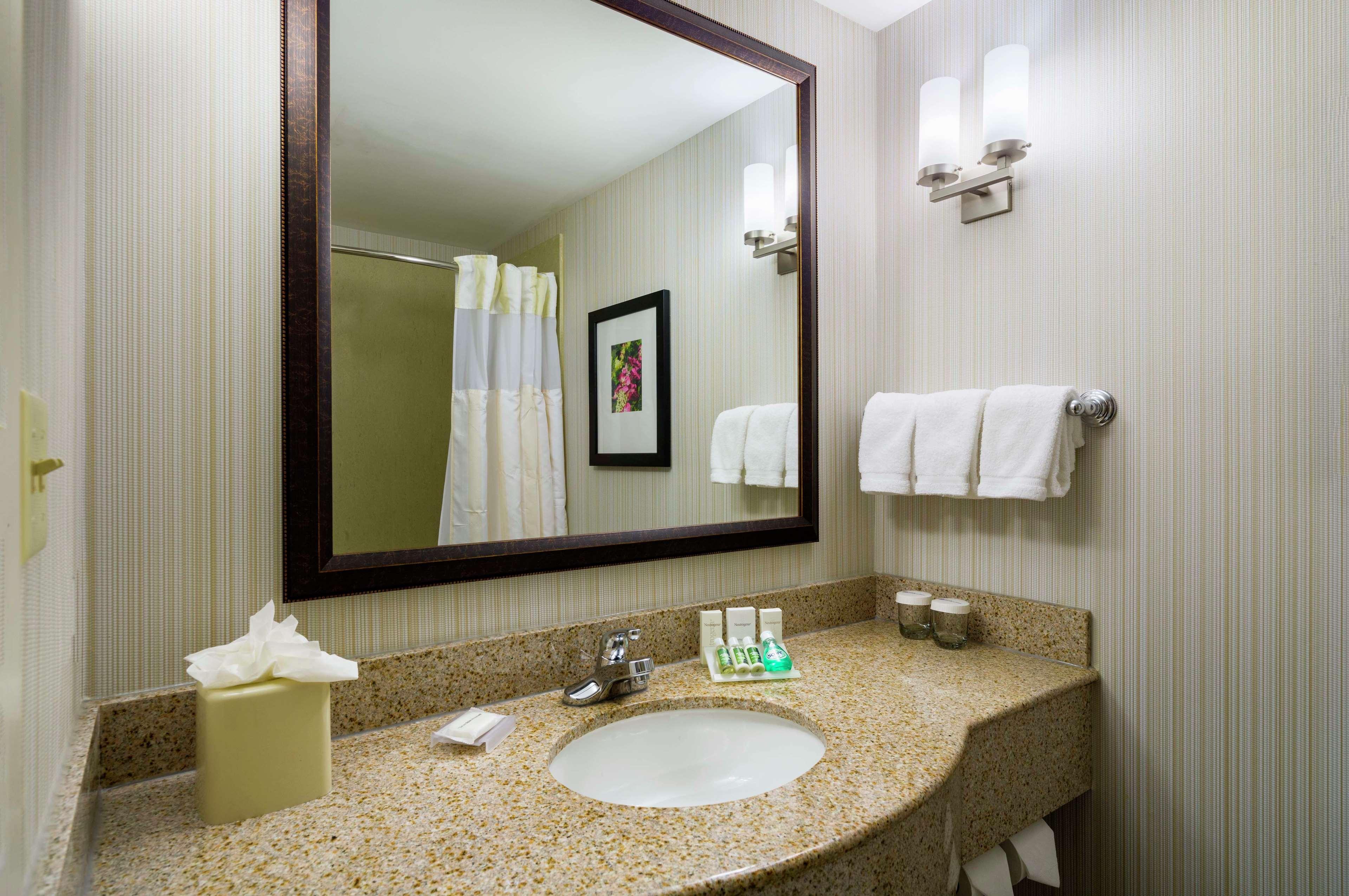 Hilton Garden Inn Queens/Jfk New York Eksteriør bilde