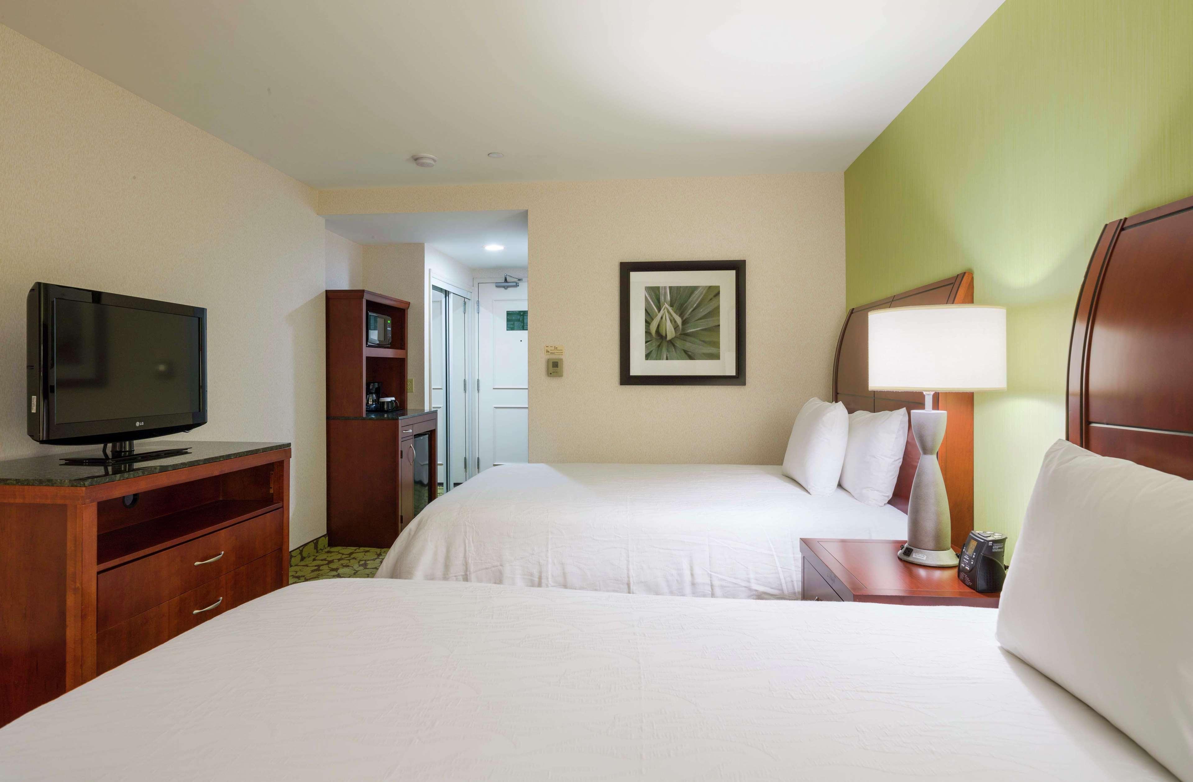 Hilton Garden Inn Queens/Jfk New York Eksteriør bilde